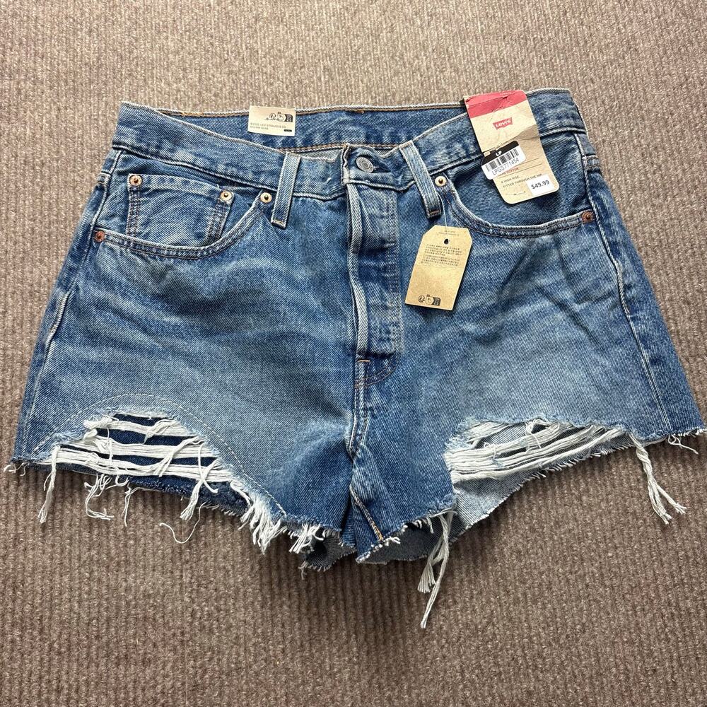 NWT These are Levi's 501 Original High-Rise Denim Shorts Size 31